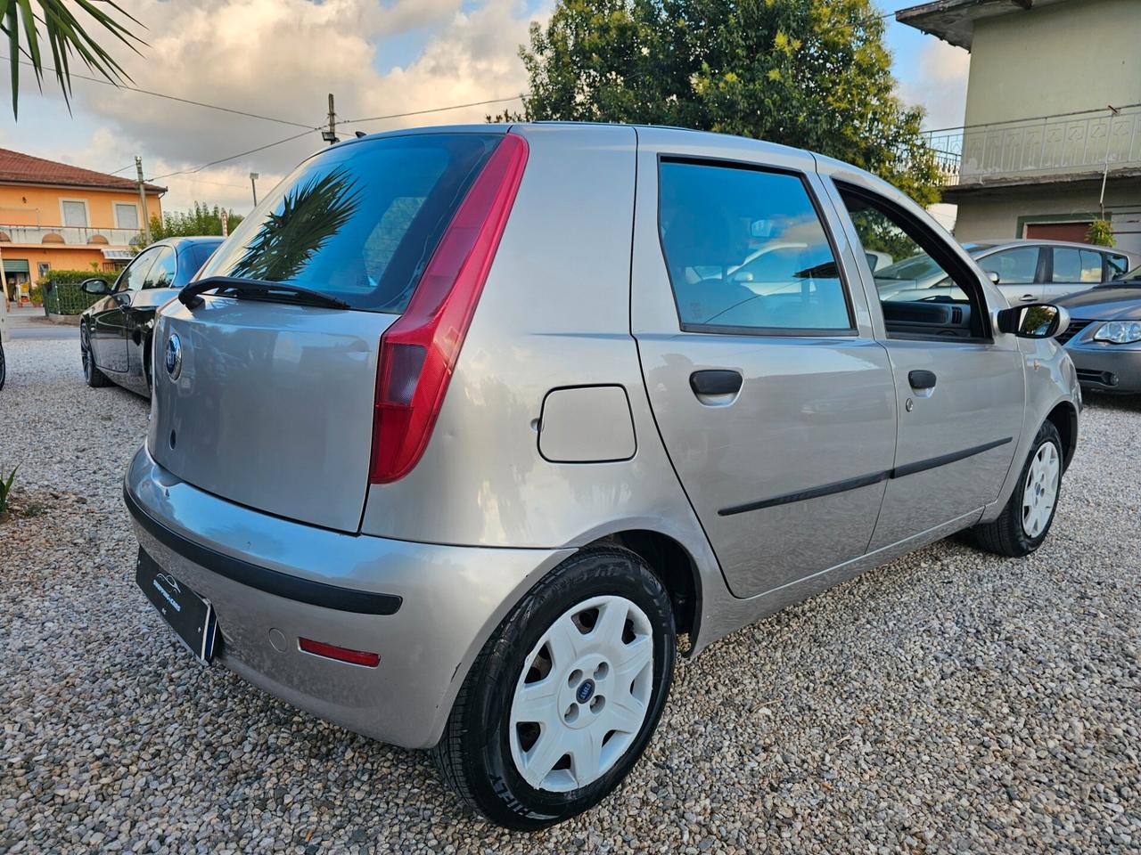 Fiat Punto 1.2i cat 5 porte EL cambio automatico soli 100000km