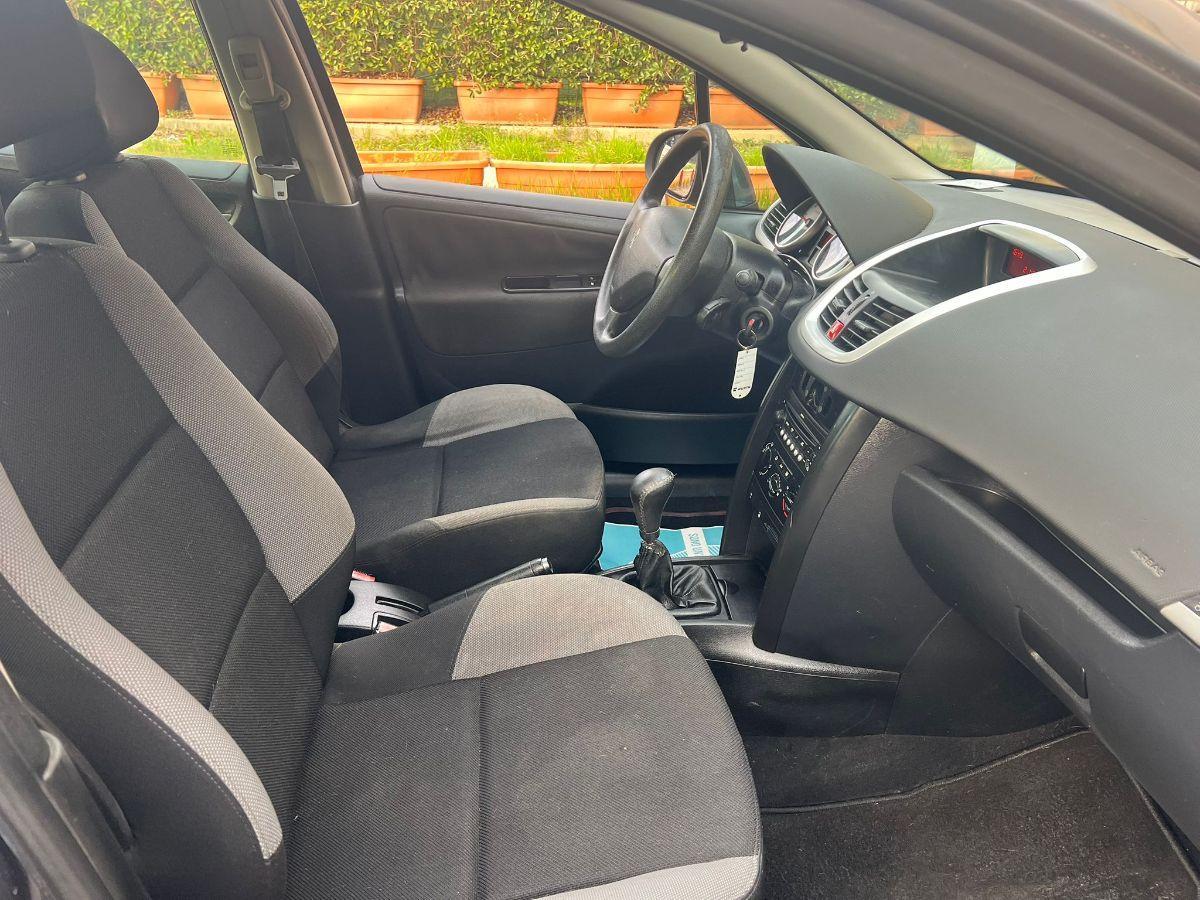 PEUGEOT - 207 - HDi 70CV 5p. ONE Line