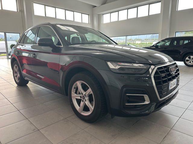 AUDI Q5 50 TFSI e quattro S tronic Business
