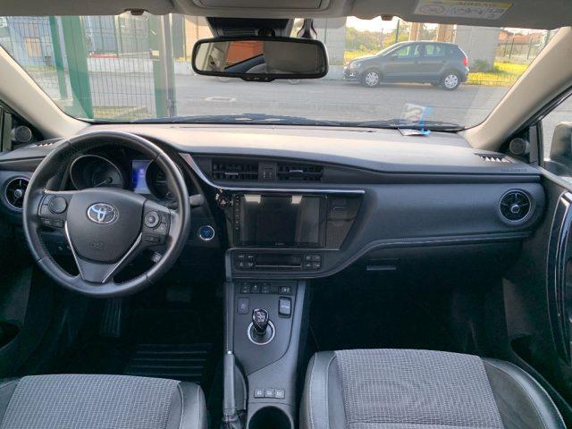 TOYOTA Auris 1.8 Hybrid Lounge