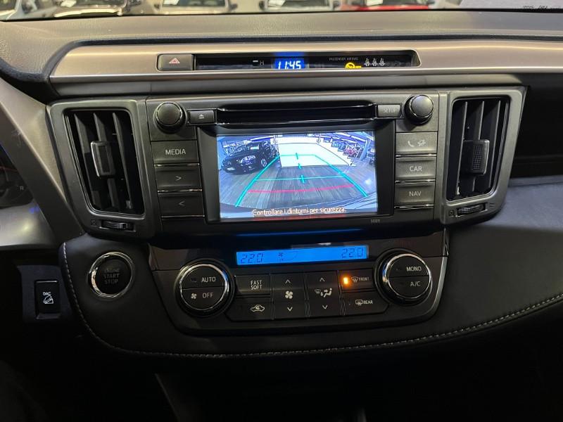 TOYOTA RAV4 2.2 D-CAT A/T 4WD Style