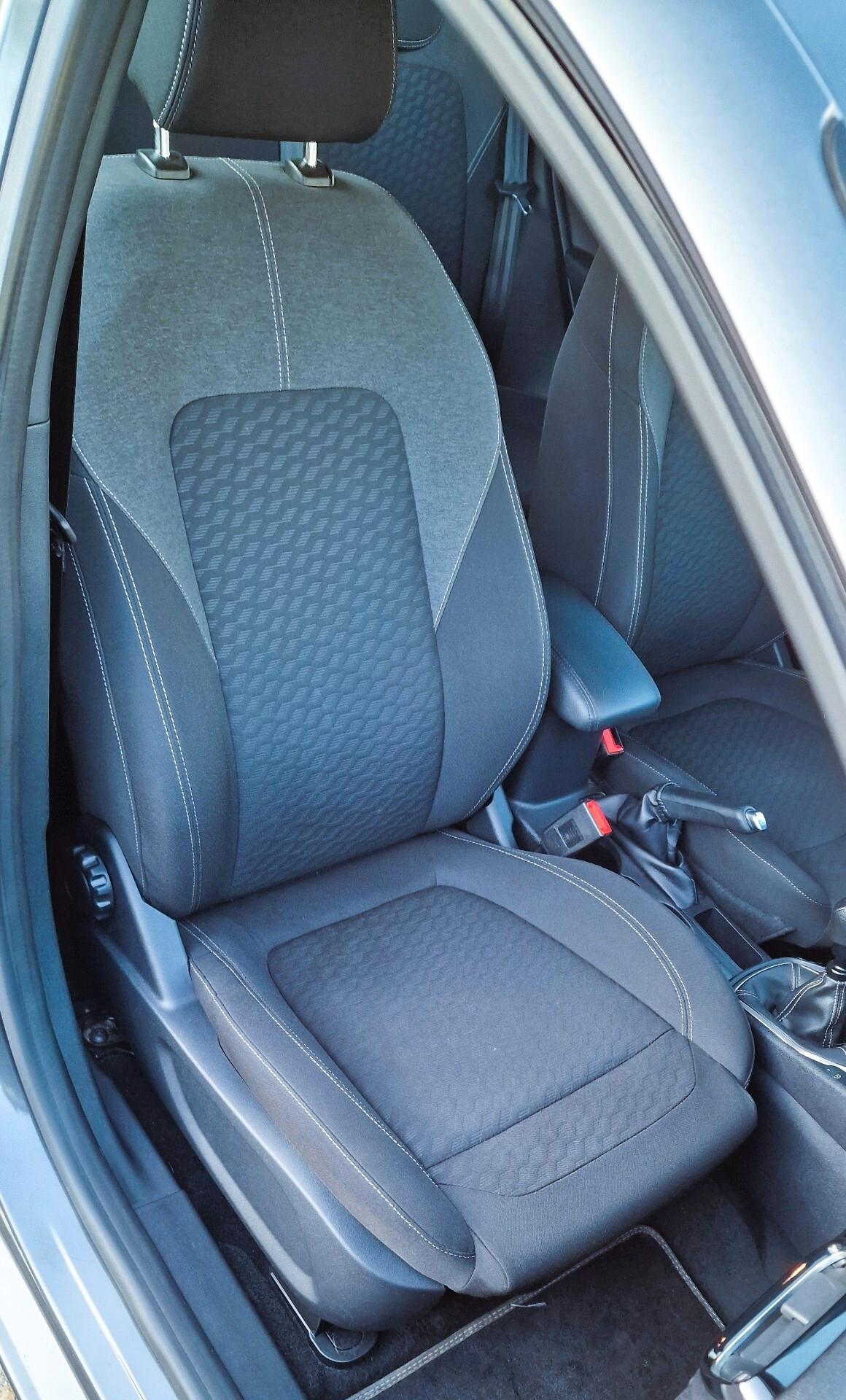 Ford Fiesta 1.0 Ecoboost Hybrid 125 CV 5 porte Titanium