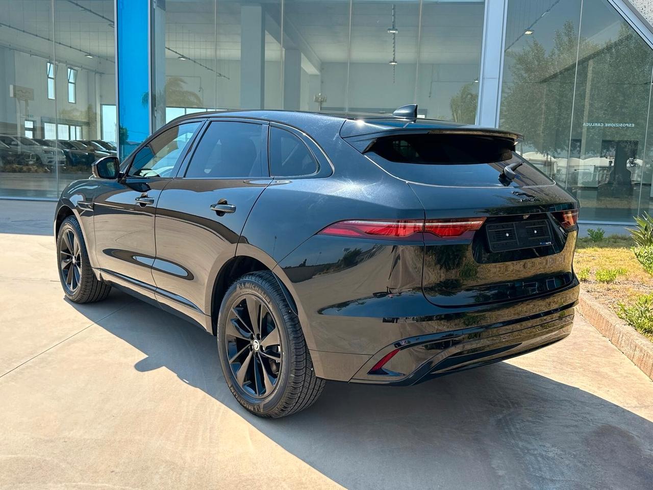 Jaguar F-Pace 2.0 D 163 CV AWD aut. R-Dynamic S - possibilità noleggio noscoring