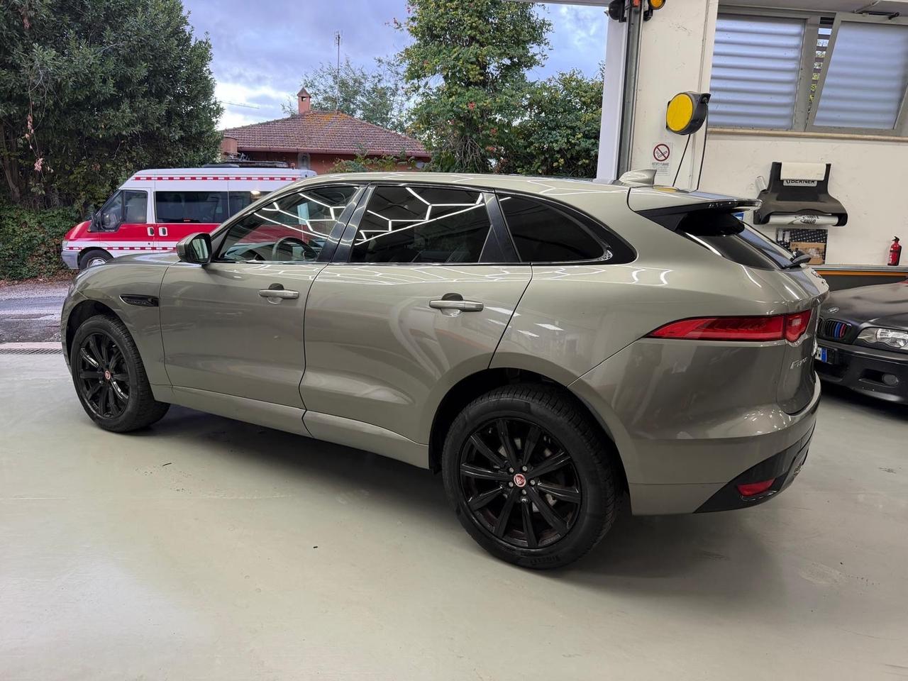 Jaguar F-Pace 2.0 D 240 CV AWD aut. Portfolio