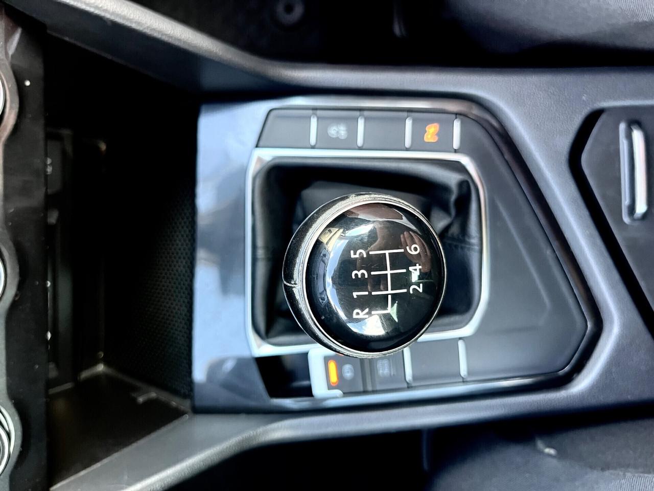 EURO6B Volkswagen Tiguan 1.6 TDI *NAVI*SEDIL RISCALD