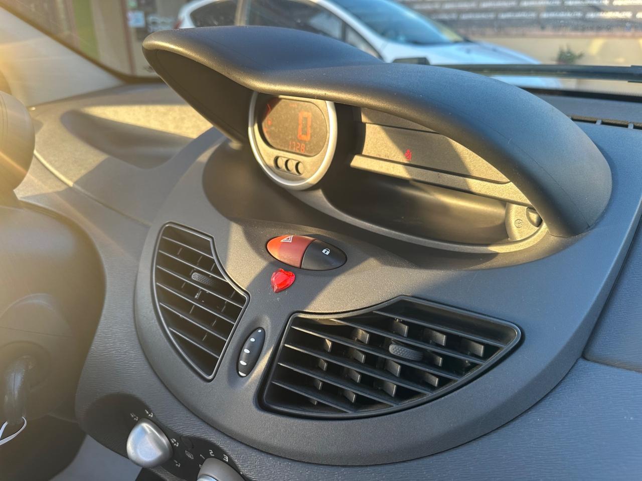 Renault Twingo 1.2 16V Dynamique
