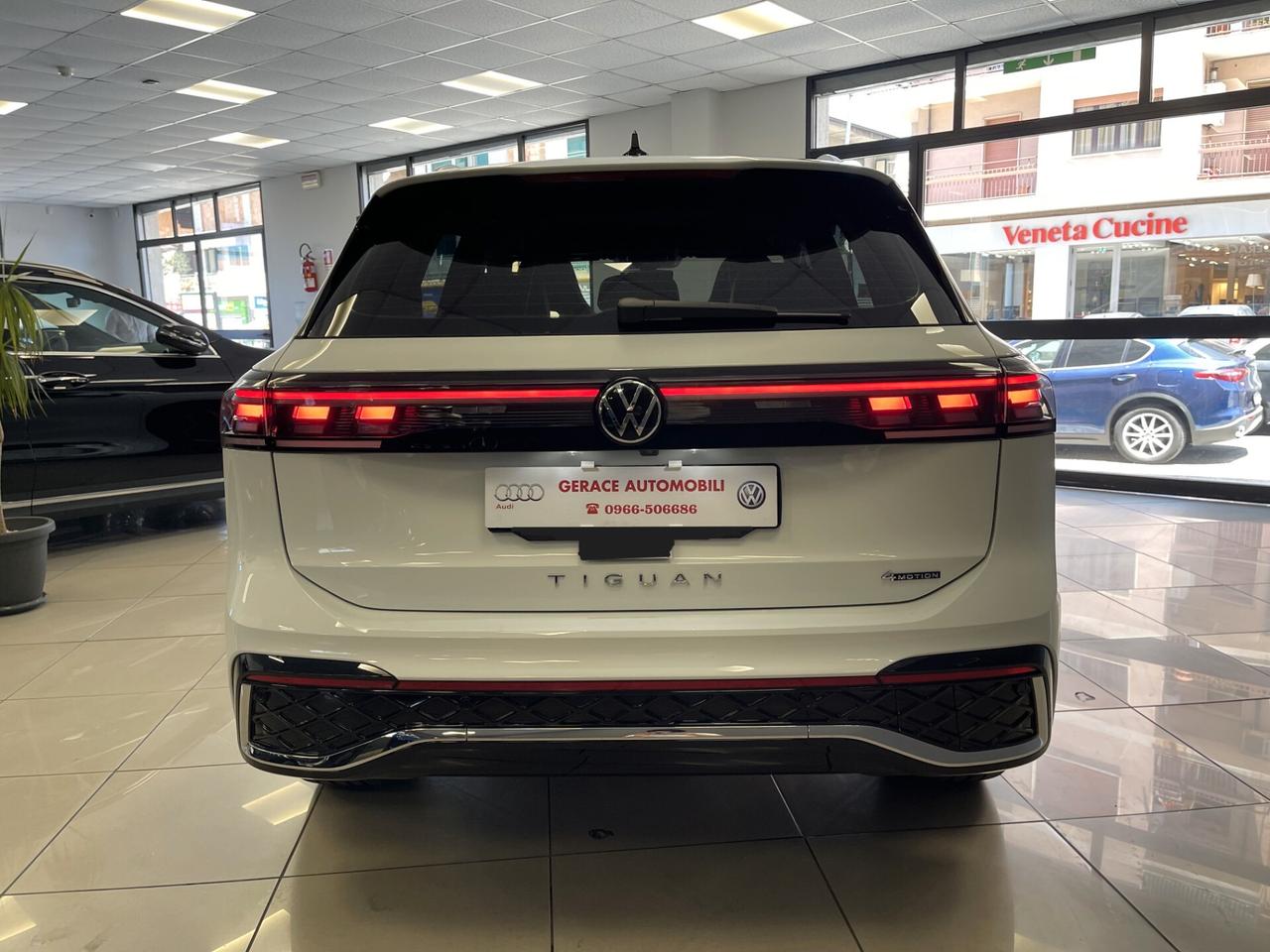 Volkswagen Tiguan 2.0 TDI 193cv DSG 4MOTION R-Line