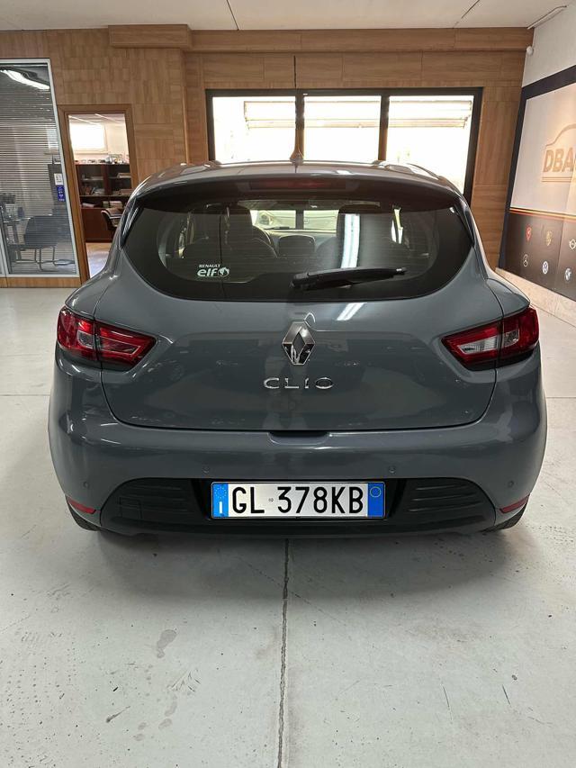 RENAULT Clio dCi 8V 90 CV 5 porte Moschino Intens