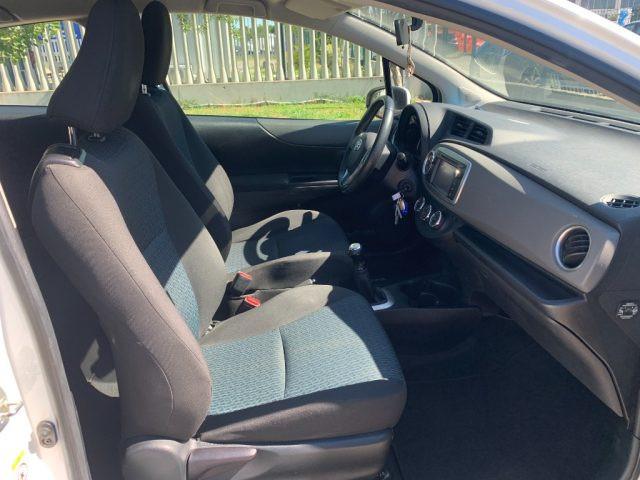 TOYOTA Yaris 1.0 3 porte Active