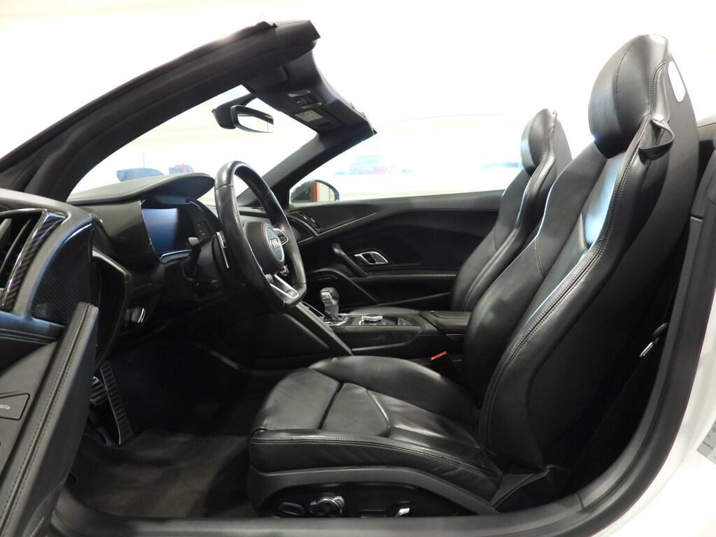 Audi R8 Spyder 5.2 FSI Quattro S tronic