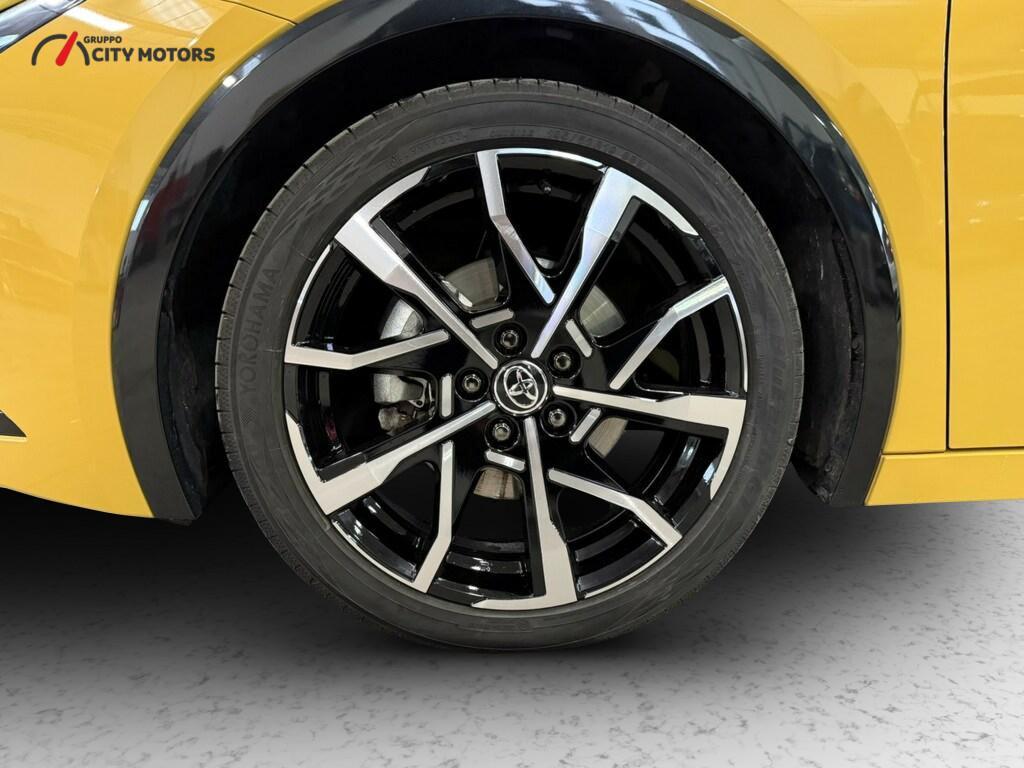 Toyota Prius 2.0 Plug-in Hybrid Lounge E-CVT
