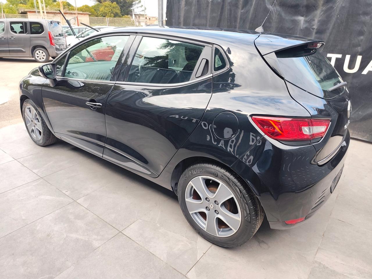 Renault Clio 1.2 BENZINA Costume National