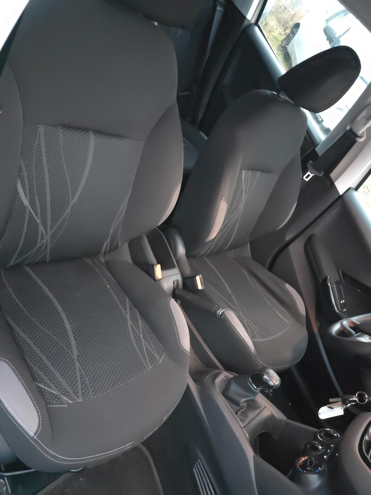 Peugeot 208 1.2 VTi 82 CV 5 porte Allure