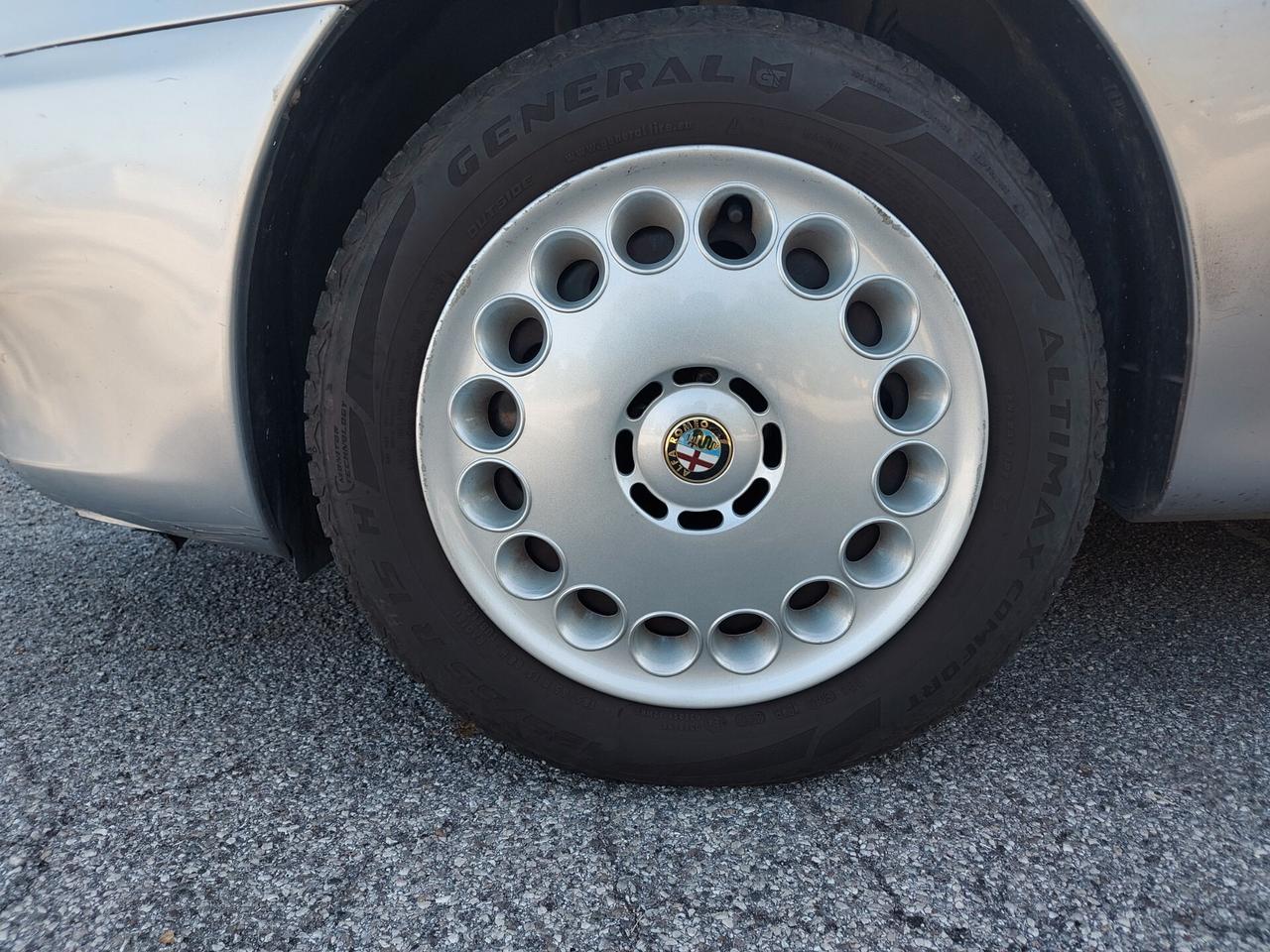 Alfa Romeo 147 1.9 JTD (115 CV) cat 5p. Distinctive