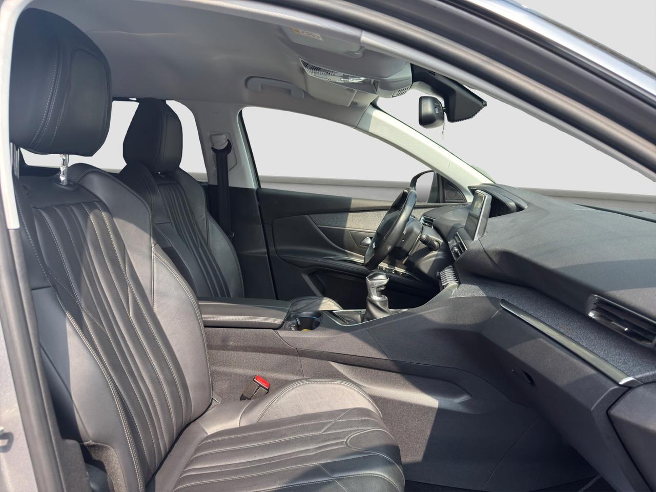 Peugeot 5008 PureTech Turbo 130 S&S Active