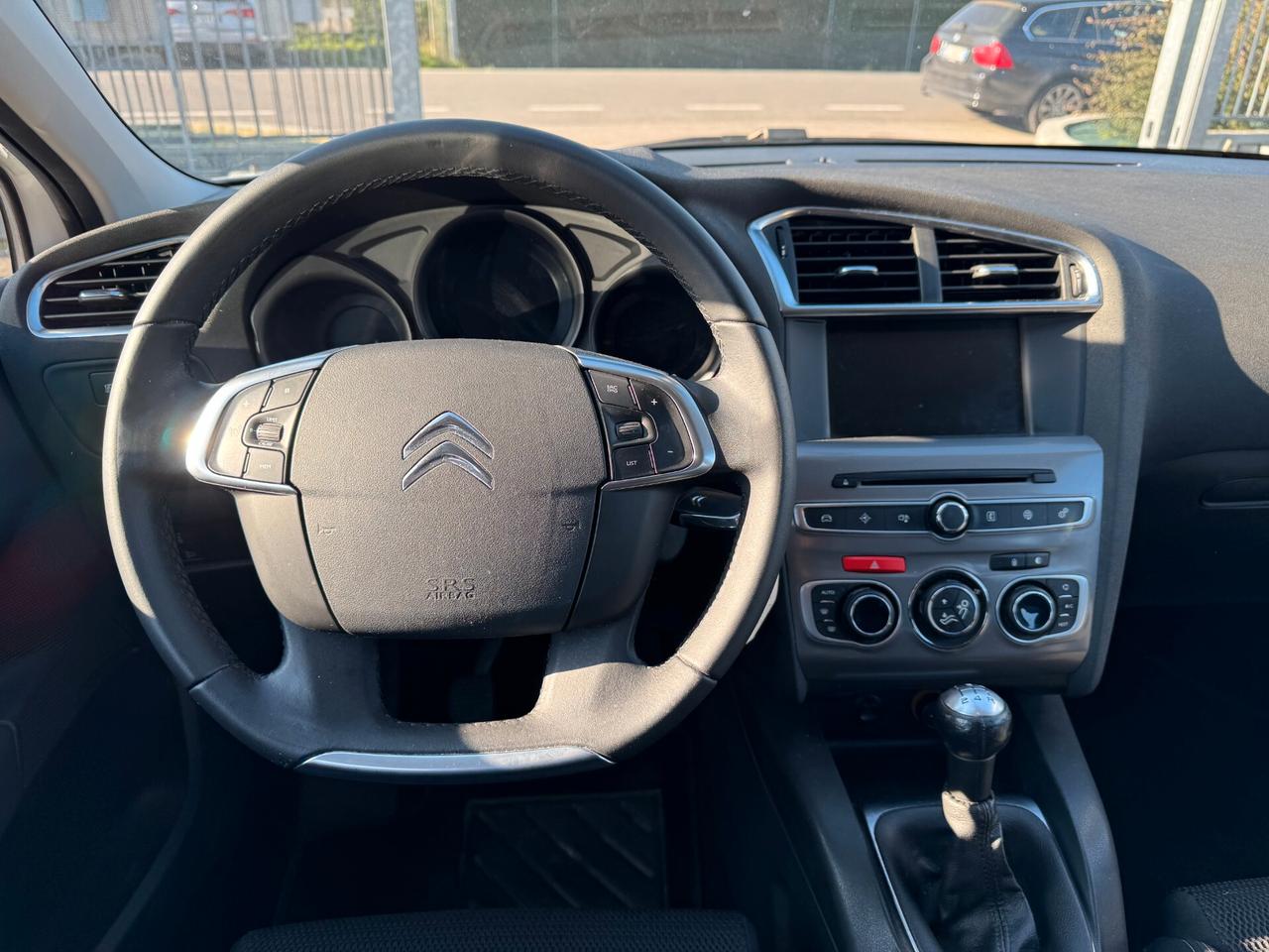 Citroen C4 BlueHDi 100 Feel Neopatentati