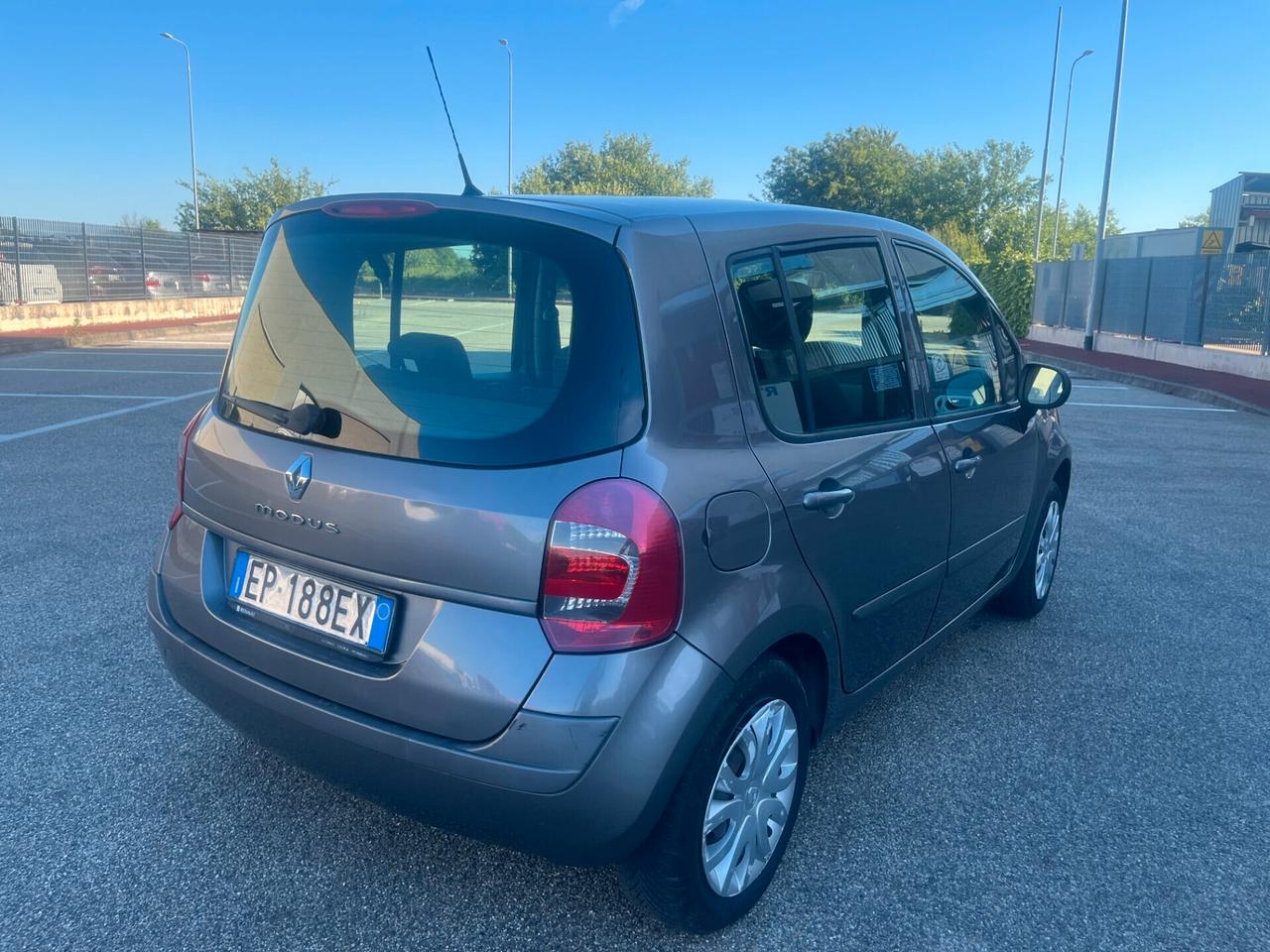 Renault Modus 1.2 16V Live UNICO PROPRIETARIO ADATTA AI NEOPATENTATI