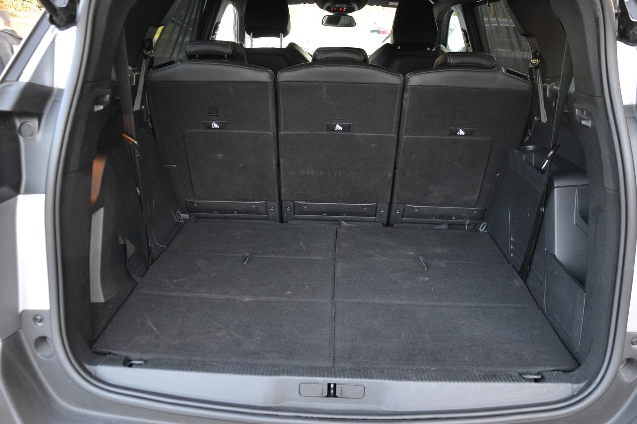 Peugeot 5008 1.5 HDi 130CV EAT8 ALLURE PELLE+RCAM+NAVI+FULL LED