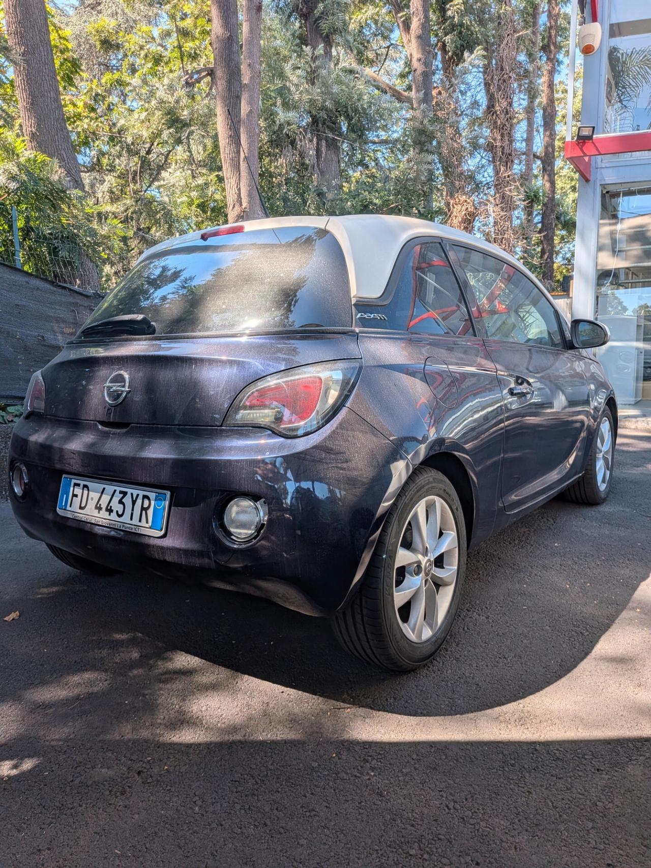 Opel Adam 1.2 70 CV