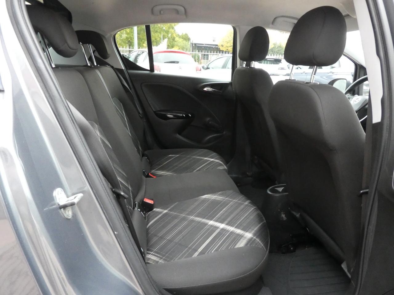 Opel Corsa 1.4 90CV GPL Tech 5 porte OK NEOPATENTATI