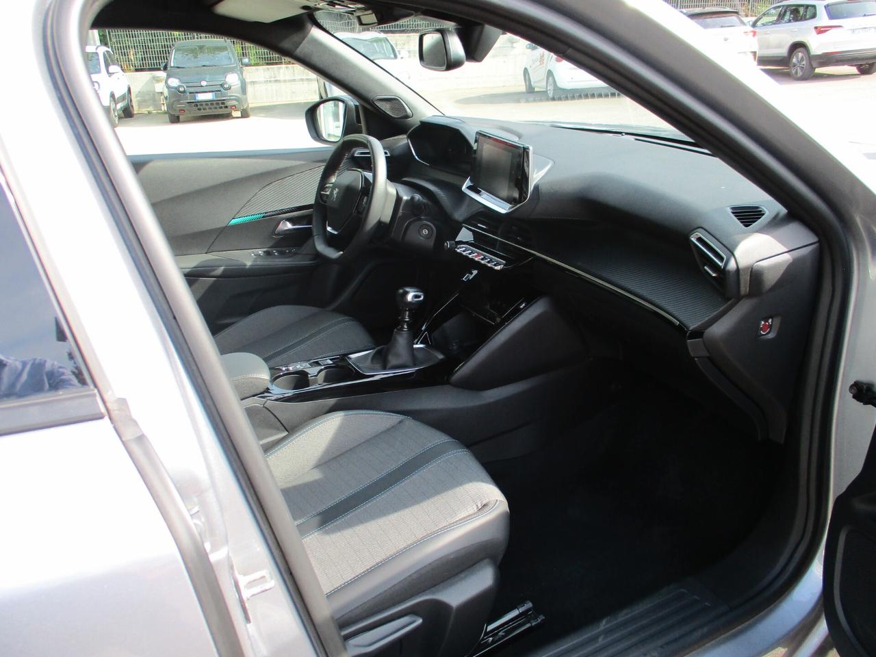Peugeot 2008 PureTech 130 S&S Allure Pack