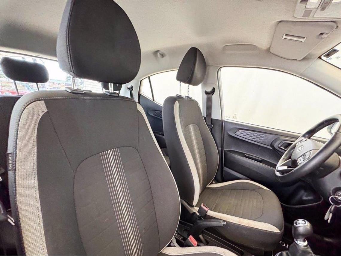 HYUNDAI i10 1 0 mpi connectline navi pack