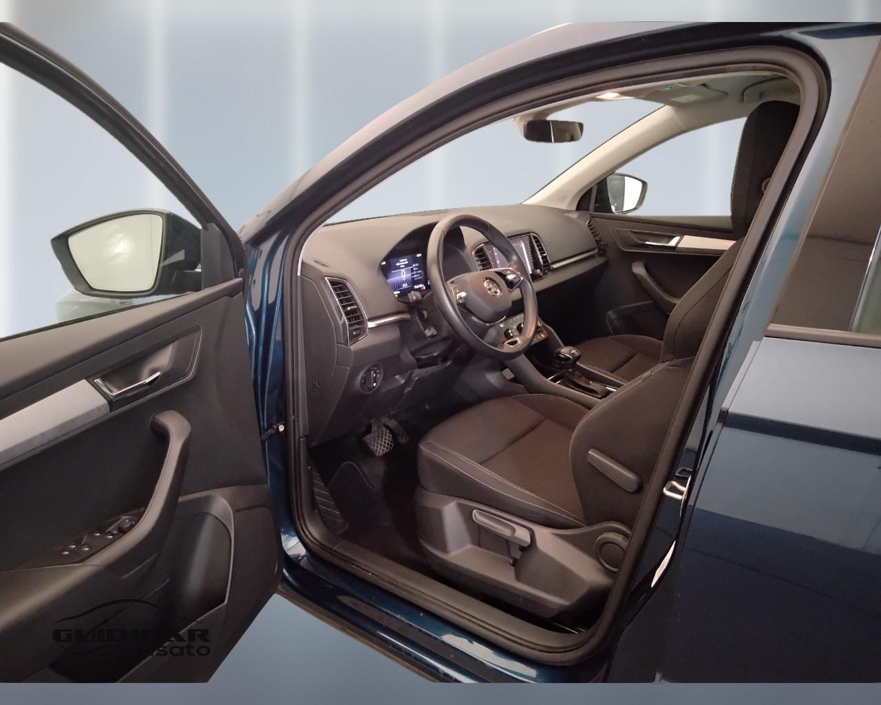 SKODA Karoq 2022 - Karoq 2.0 tdi evo Executive 115cv dsg
