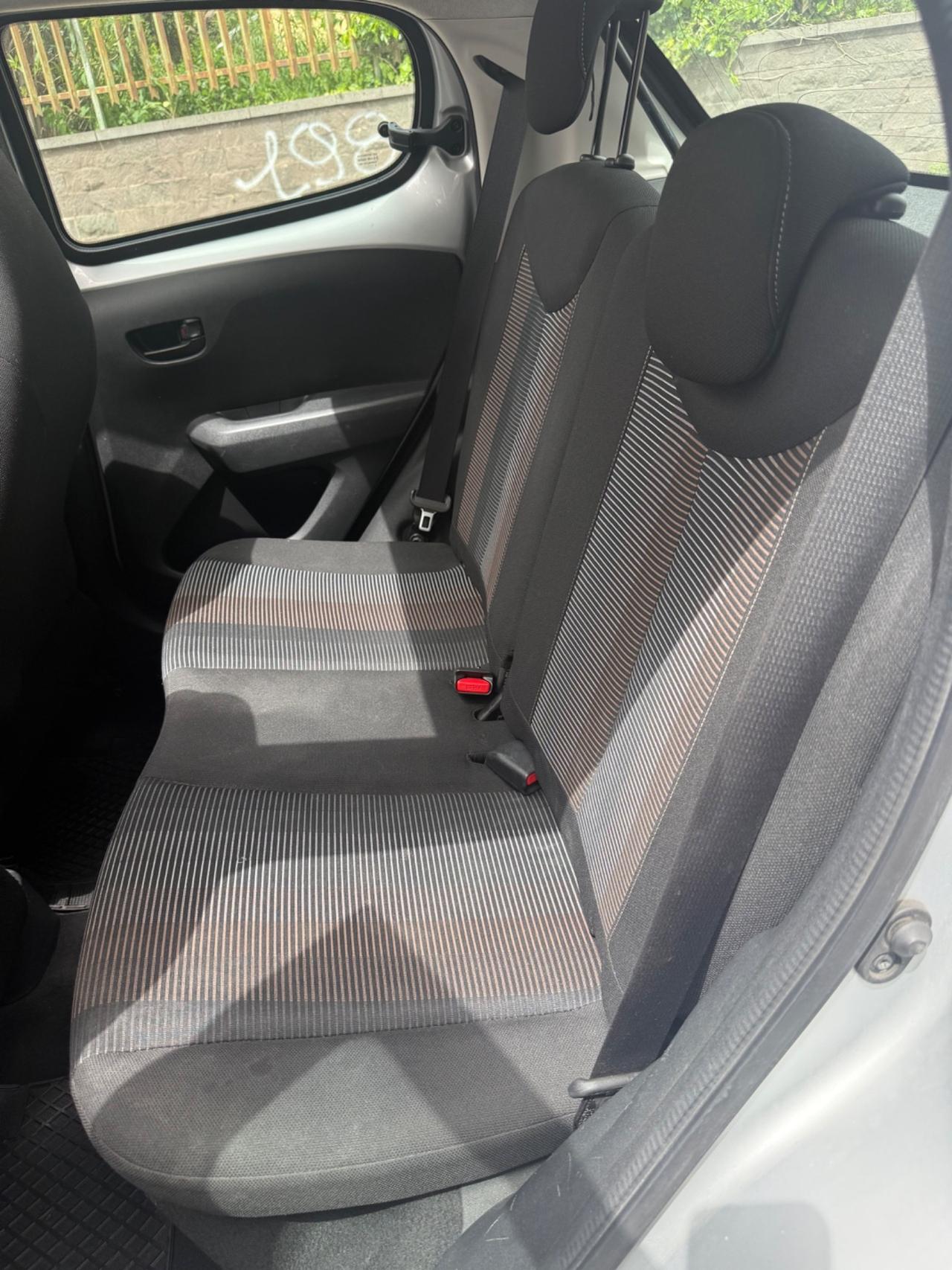 Peugeot 108 VTi 68 5 porte Allure