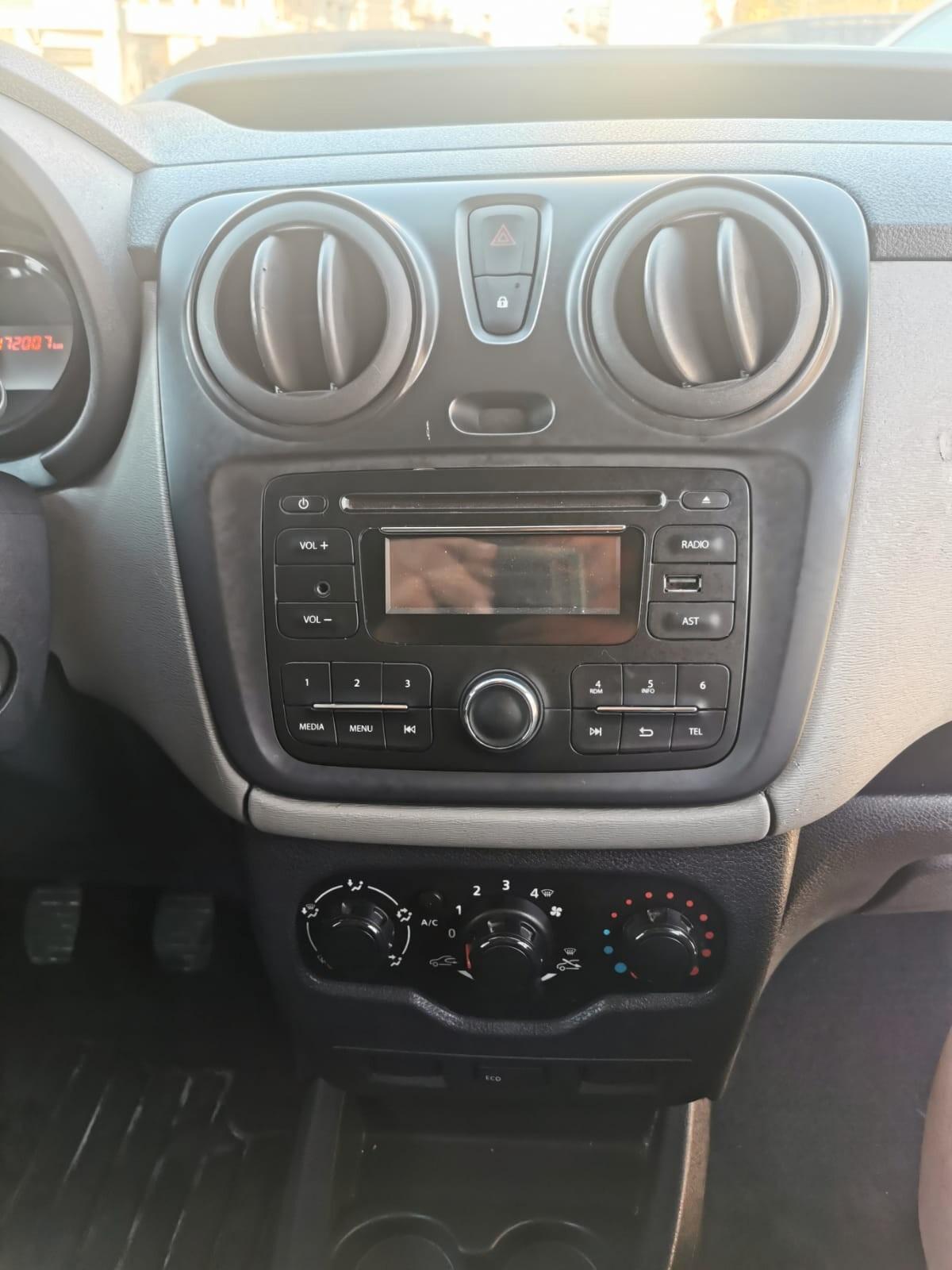 Dacia Duster 1.6 110CV 4x2 GPL Lauréate 2012