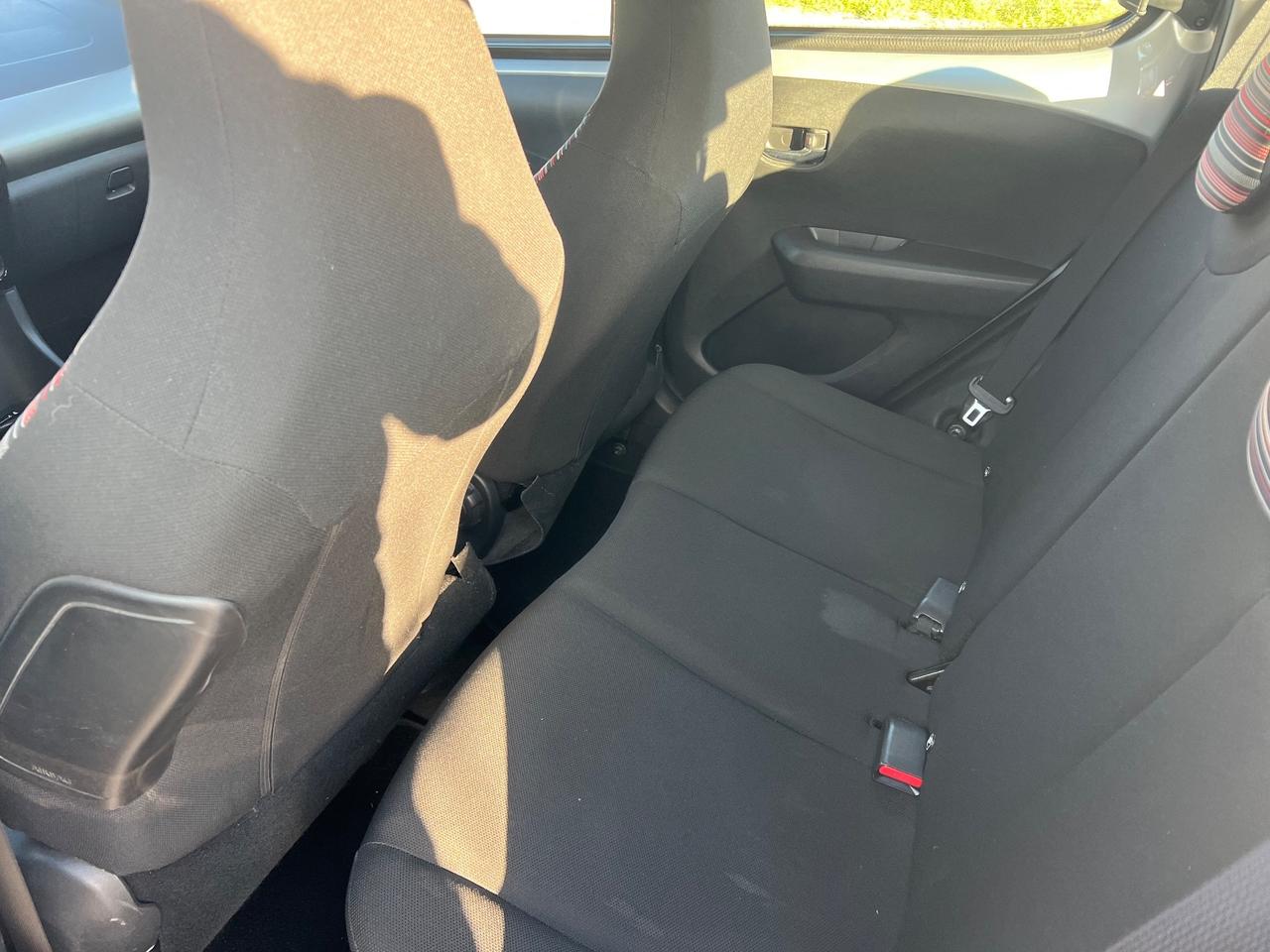 Citroen C1 VTi 68 ETG 5 porte Shine