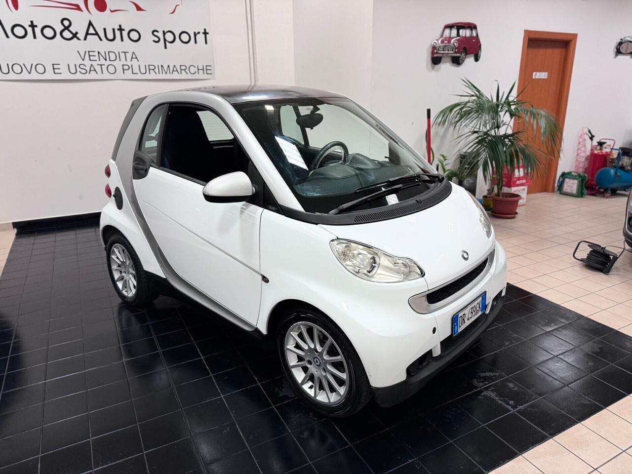 Smart ForTwo 800 33 kW coupé pure cdi