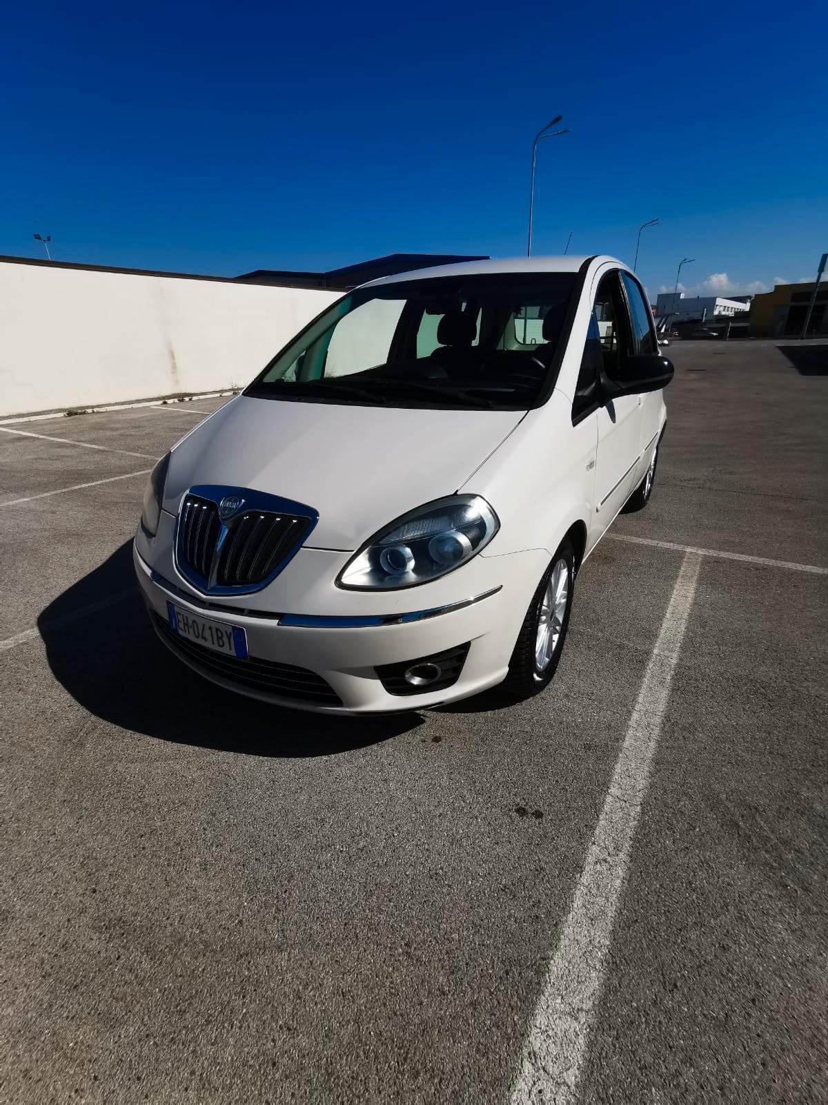 Lancia MUSA 1.4 16V Diva - 2011