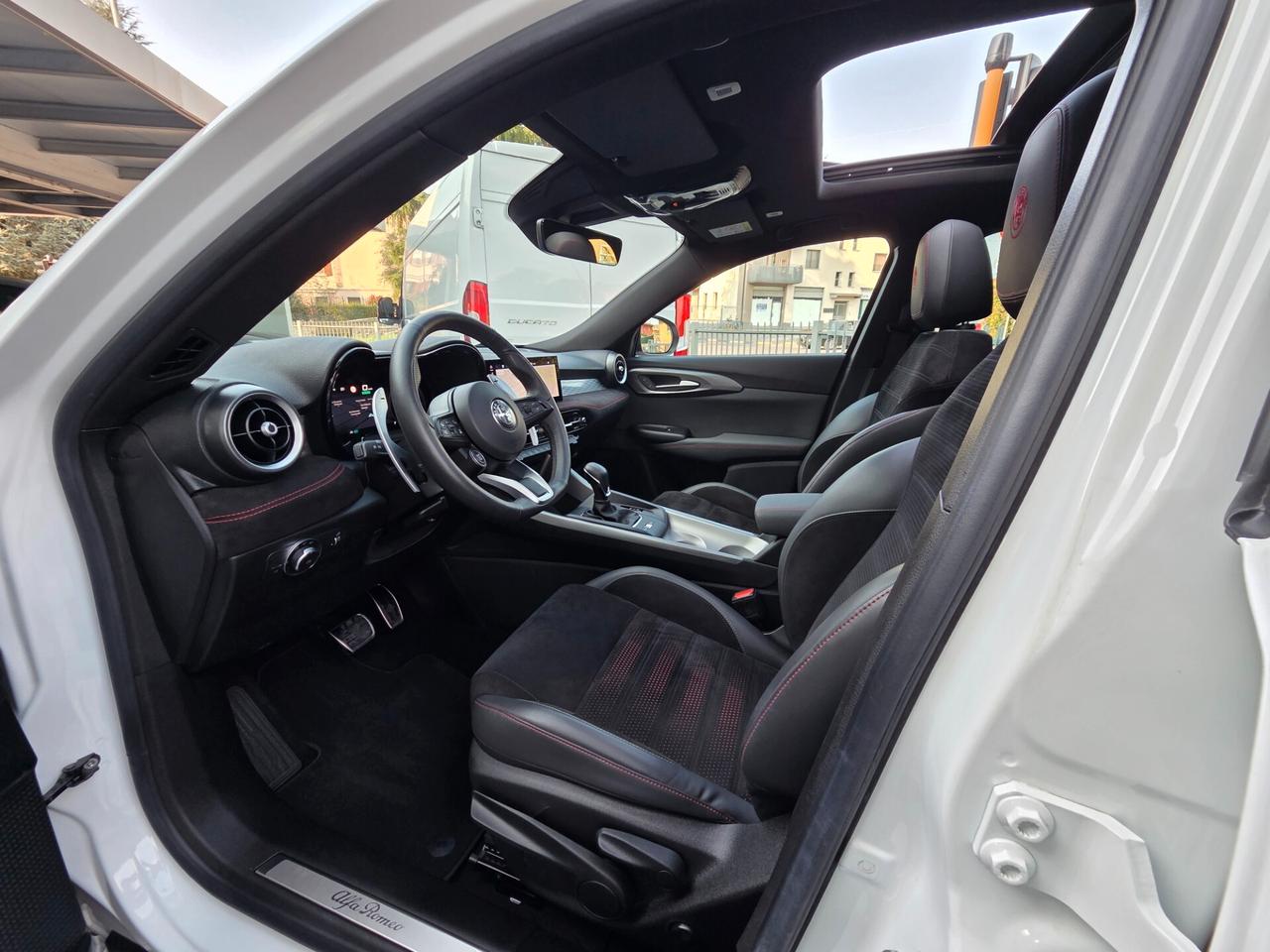 Alfa Romeo Tonale 1.5 Hybrid 160cv Veloce TCT7 / TETTO+CAMERA 360°+CERCHI 20"