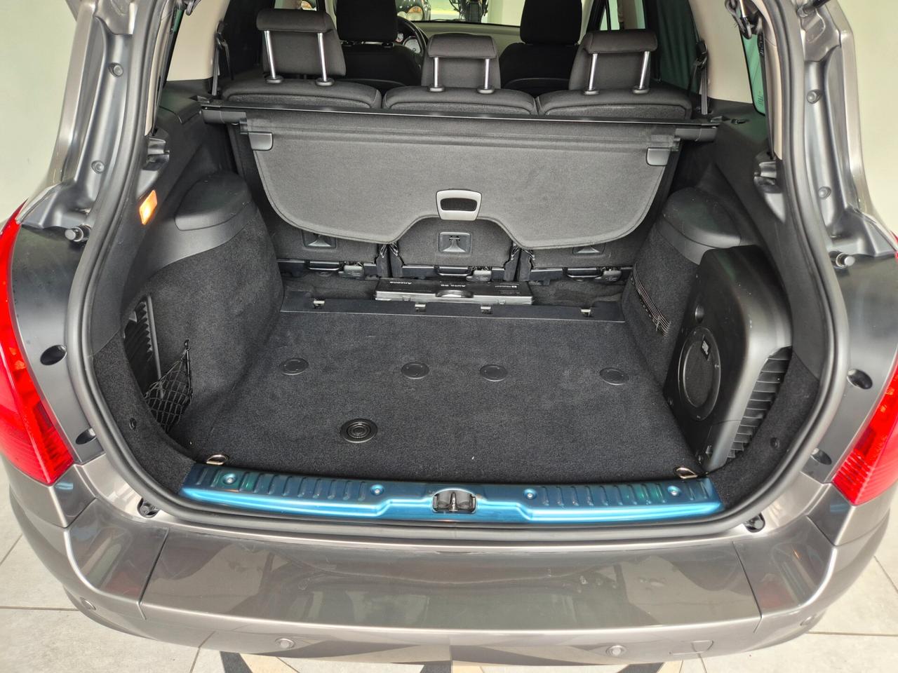 Peugeot 308 1.6 HDi 110CV SW Ciel Féline