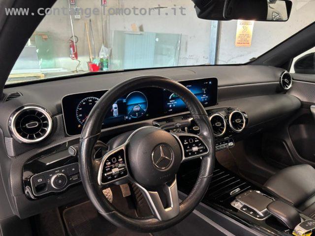 MERCEDES-BENZ A 180 d Automatic