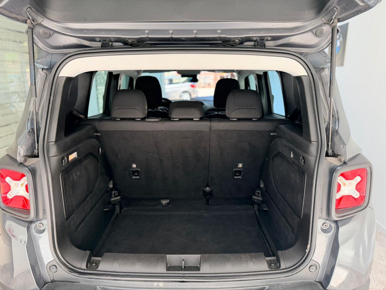 Jeep Renegade 1.6 Mjt 130 CV Limited anno 03/2023 Permute Finanziamenti Garanzia