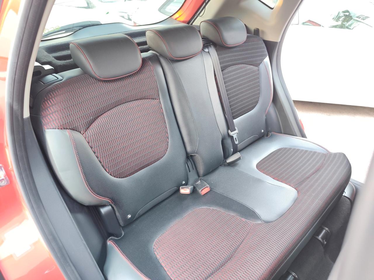 Renault Captur 1.5 dCi BICOLOR Project Runway