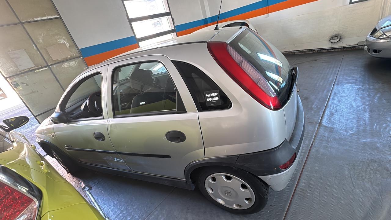 MIX AUTO DA COMMERCIANTI