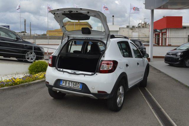 DACIA Sandero 1.5 dCi 8V 75CV Start&Stop Lauréate