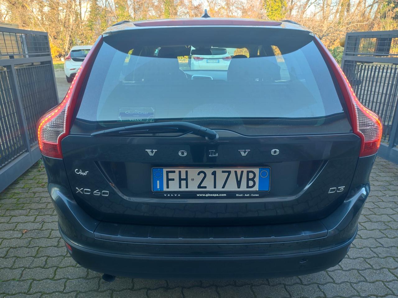 VOLVO XC60 2013 DIESEL 2.0 AUTOMATICA STUPENDA