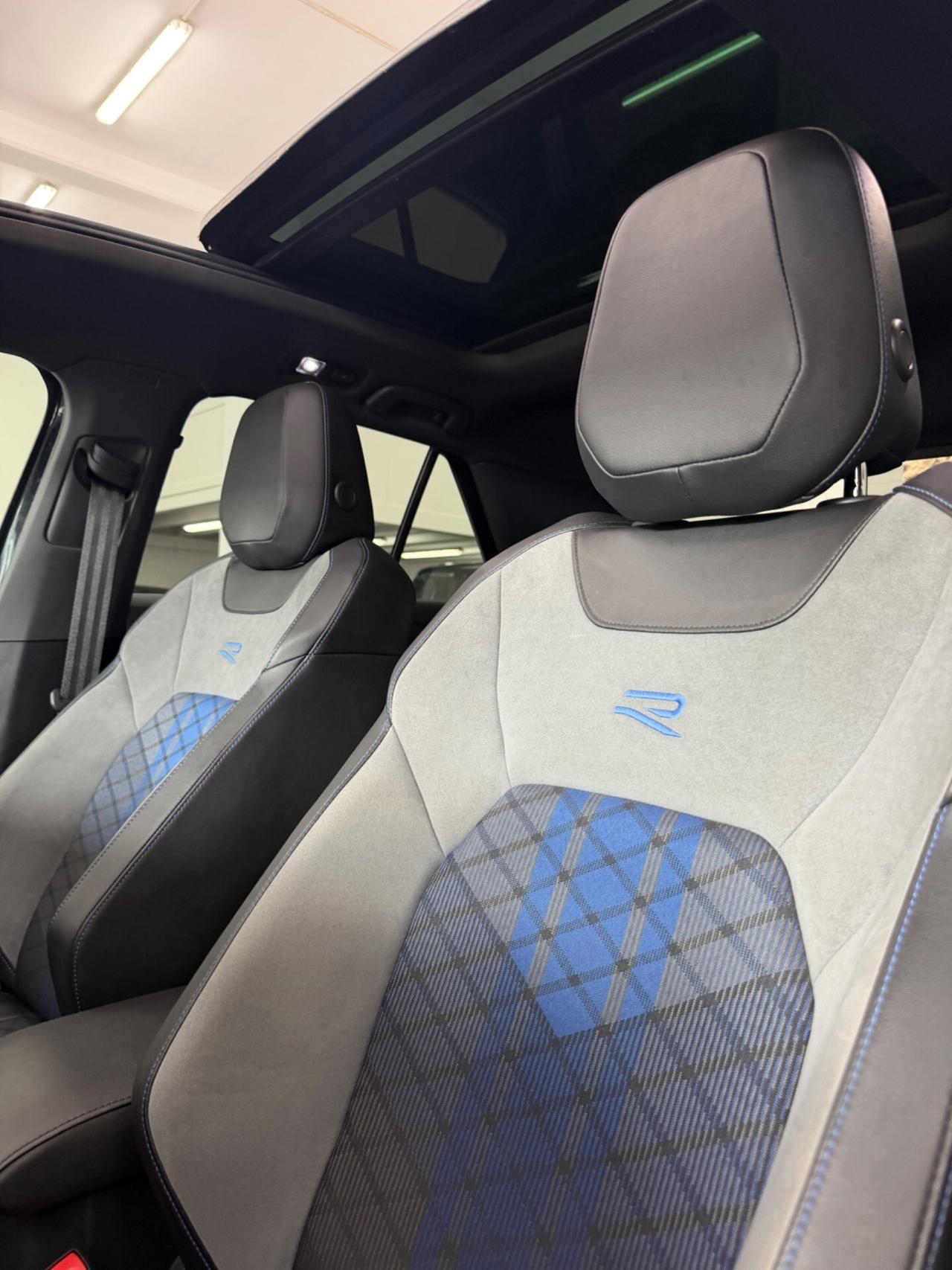 VWT-Roc R 2DSG TETTO 4MOTION FINANZIABILE