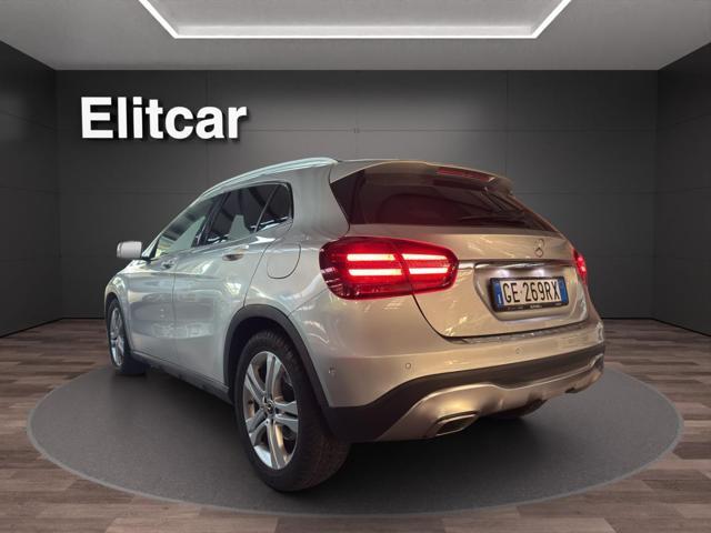 MERCEDES-BENZ GLA 180 Sport