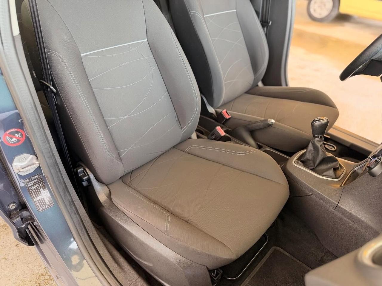 Ford Fiesta 1.2 60CV 5 porte Titanium