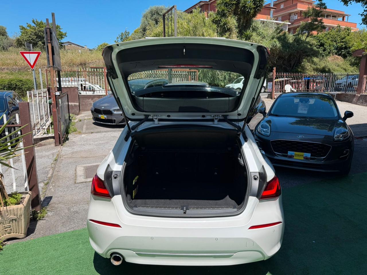 Bmw 116d 5p. Sport cambio manuale