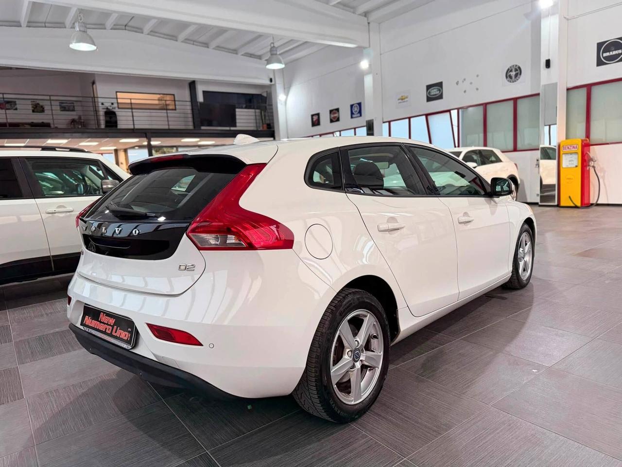 Volvo V40 D2 1.6 115cv SUMMUM 2015