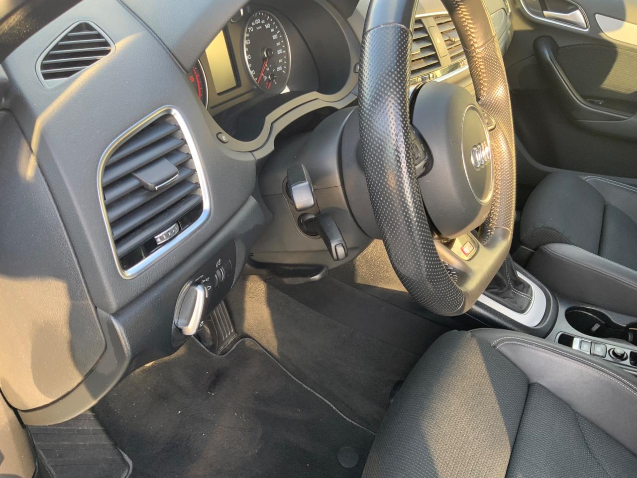 Audi Q3 2.0 TDI 150 CV Sport S LINE