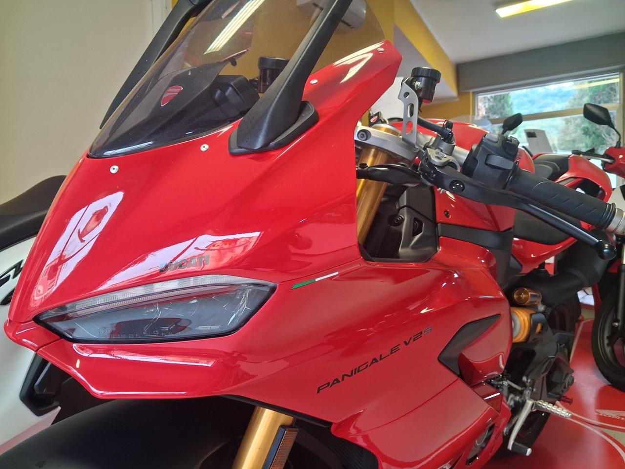 Ducati Panigale V2 S