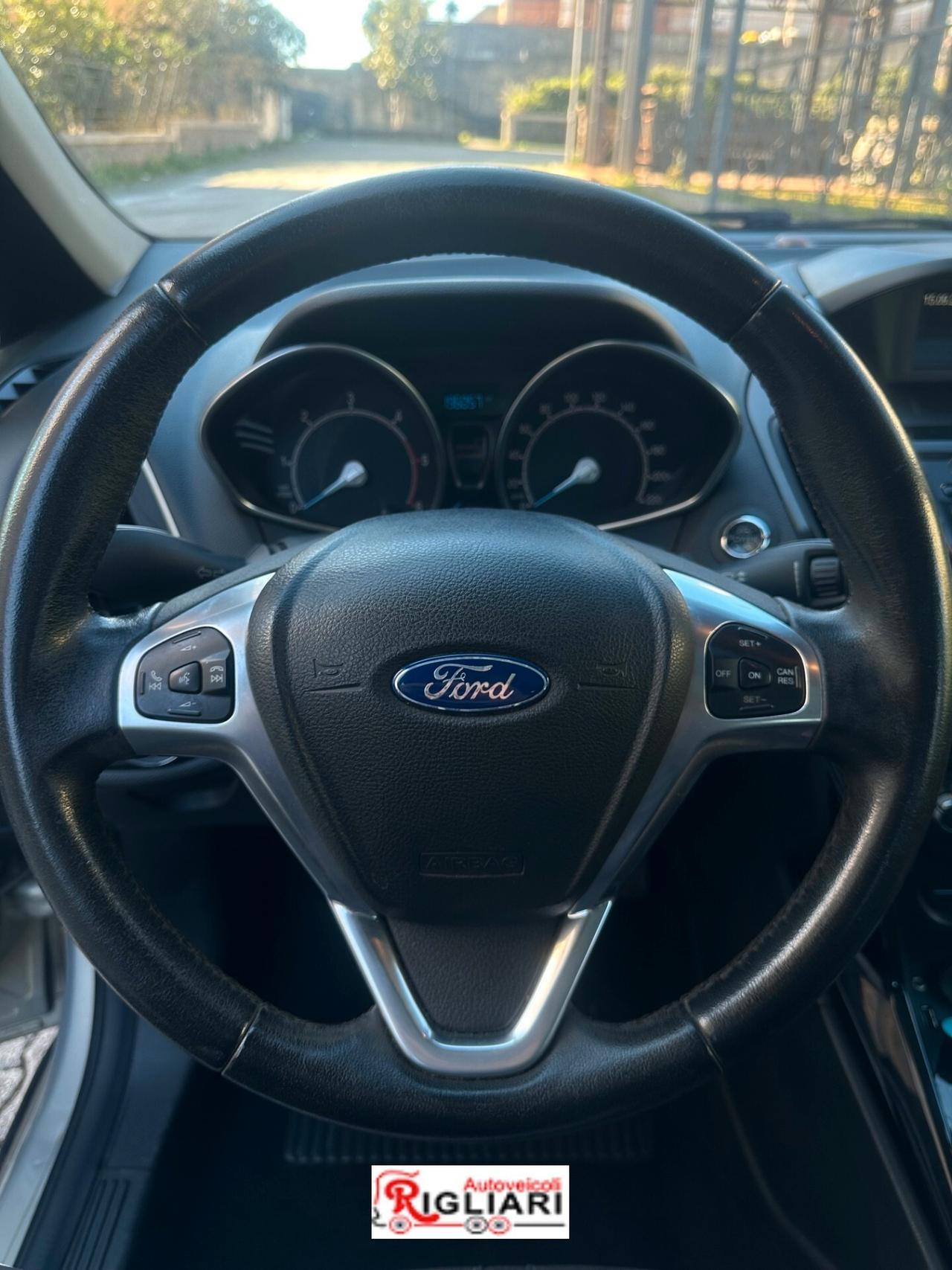 Ford B-Max 1.6 TDCi 95 CV Individual