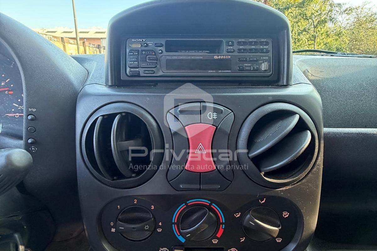 FIAT Doblò 1.6 16V Nat.Pow. PC-TN Cargo Lami.