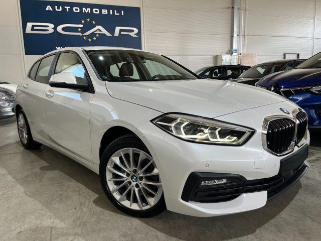 BMW 118 i 5p. Business Advantage /Nav/F.Led/ParK /CAR PLAY